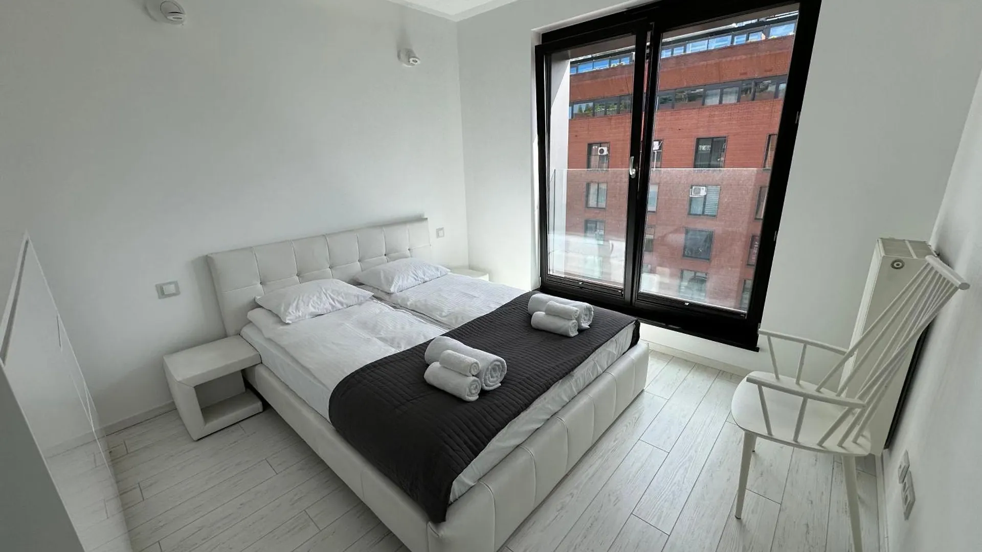 Black&White Angel Apartment Krakow